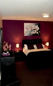 The Orchard Hotel - Image 3