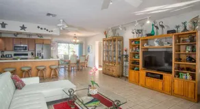 371 pool for you - 3 Br home by RedAwning - Image 4
