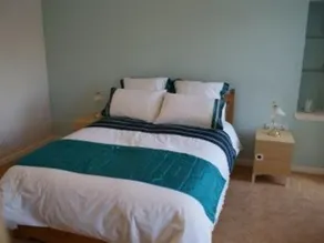 Victoria - Image 3