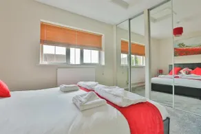 Echo Lodge Swindon - Image 4