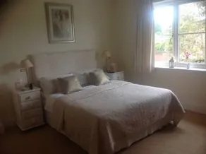 Havenhurst House - Image 2