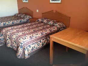 Embers Motor Inn - Image 2