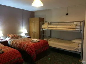The Crown Hotel - Image 2