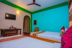 Hotel Serenity by OYO Rooms - Image 5