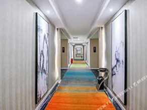24H Elegant Hotel - Image 3