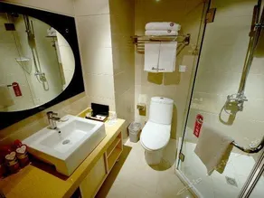 Jinhu Sunshine Holiday Hotel - Image 5