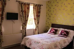 Orchard Grove B&B - Image 2
