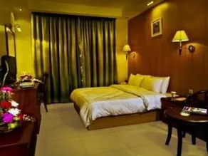 Casanova Hotel - Image 2