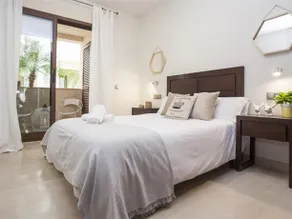 Paradise at Medina de Banus - Image 3