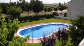 Casa _pareada con piscina y jardin privado - Image 5