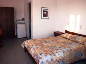 Areti Rooms & Apartments - Image 2