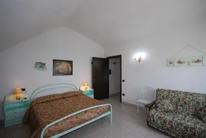Spina - Image 2