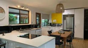 Maleny Arthouse Cottage - Image 5