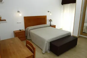 Hostal Restaurante Pinarejo - Image 3