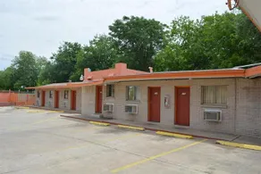 Everkleen Motel - Image 2
