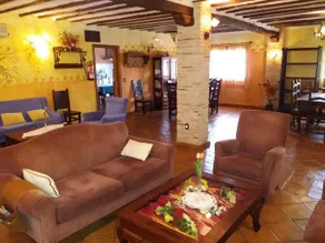 La Casa De Las Medicas - Image 2