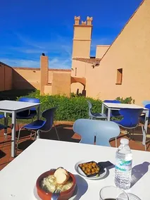 Albergue Turistico La Almazara - Image 2