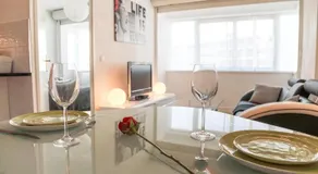 Appartements du Léman - Proches Genève - Parkings privés gratuits - Image 2