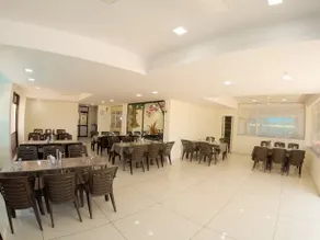 Hotel Hilltop Regency - Image 5