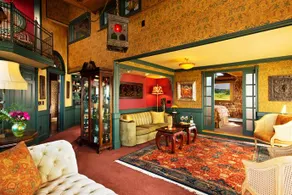 Land's End Inn - Image 4