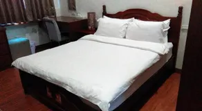 Boss' Home - Image 2