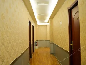 Huayu Business Hotel - Image 3