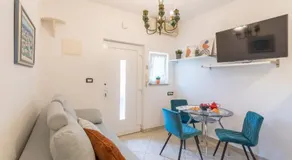 Bruna apartment with big terrace - Image 5