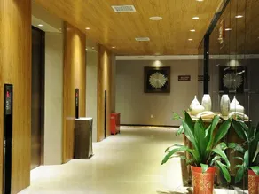 Yan'nian Honolulu Hotel - Image 3