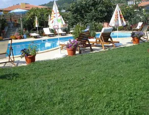 Hotel White Rose - Image 4