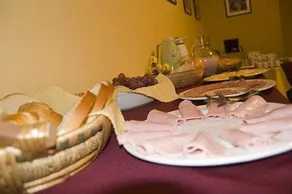 Hotel Suites Gonzalez Suarez - Image 4