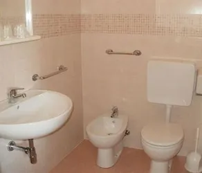 Hotel Mucciolini - Image 4
