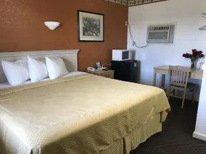 Sunrise Inn - Image 2