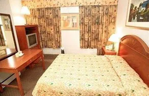 New York Inn - Image 3