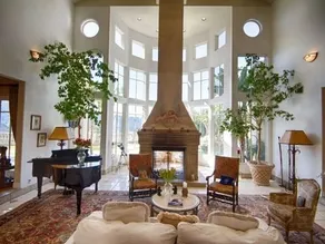 Calabasas Taormina Estate - Image 4