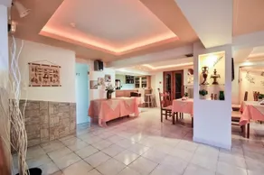 Vlachogiannis Hotel - Image 3