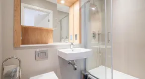 Grand Stays - Image 3