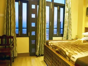 Golden River Palace - Image 4