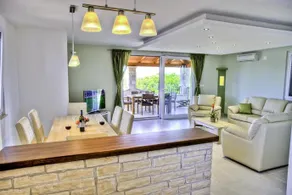 Holiday Home Lucia - Image 2