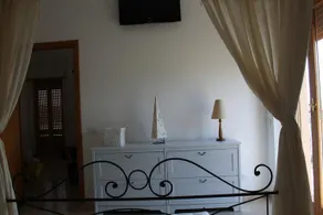 A&I Holiday House - Image 3