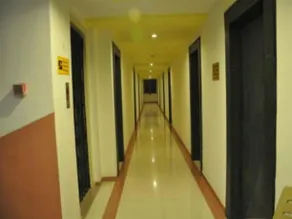Hotel Alpine - Image 4
