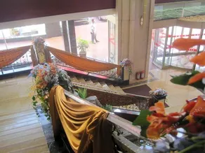 Ruilong International Hotel - Image 2