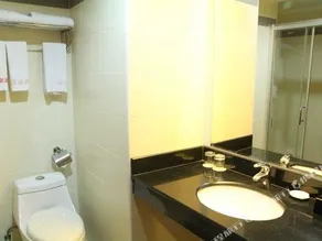 VIP Hotel - Image 5