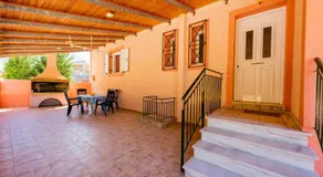 Ioannis House Sea View - Image 3