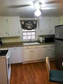 Artist Cottage - Image 3