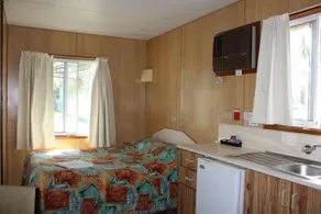 BIG4 Hay Plains Holiday Park - Image 2