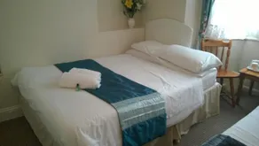 Alston House Hotel - Image 2