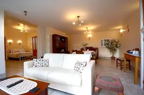Strathmore Bed & Breakfast - Image 4