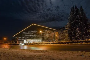 MONDI-HOLIDAY ALPINHOTEL SCHLÖSSLHOF - Image 2