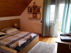Vadszolo Vendeghaz Vonyarcvashegy - Image 2