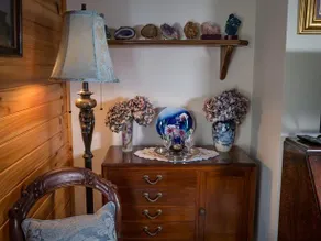 River ' s Edge Inn - Image 2